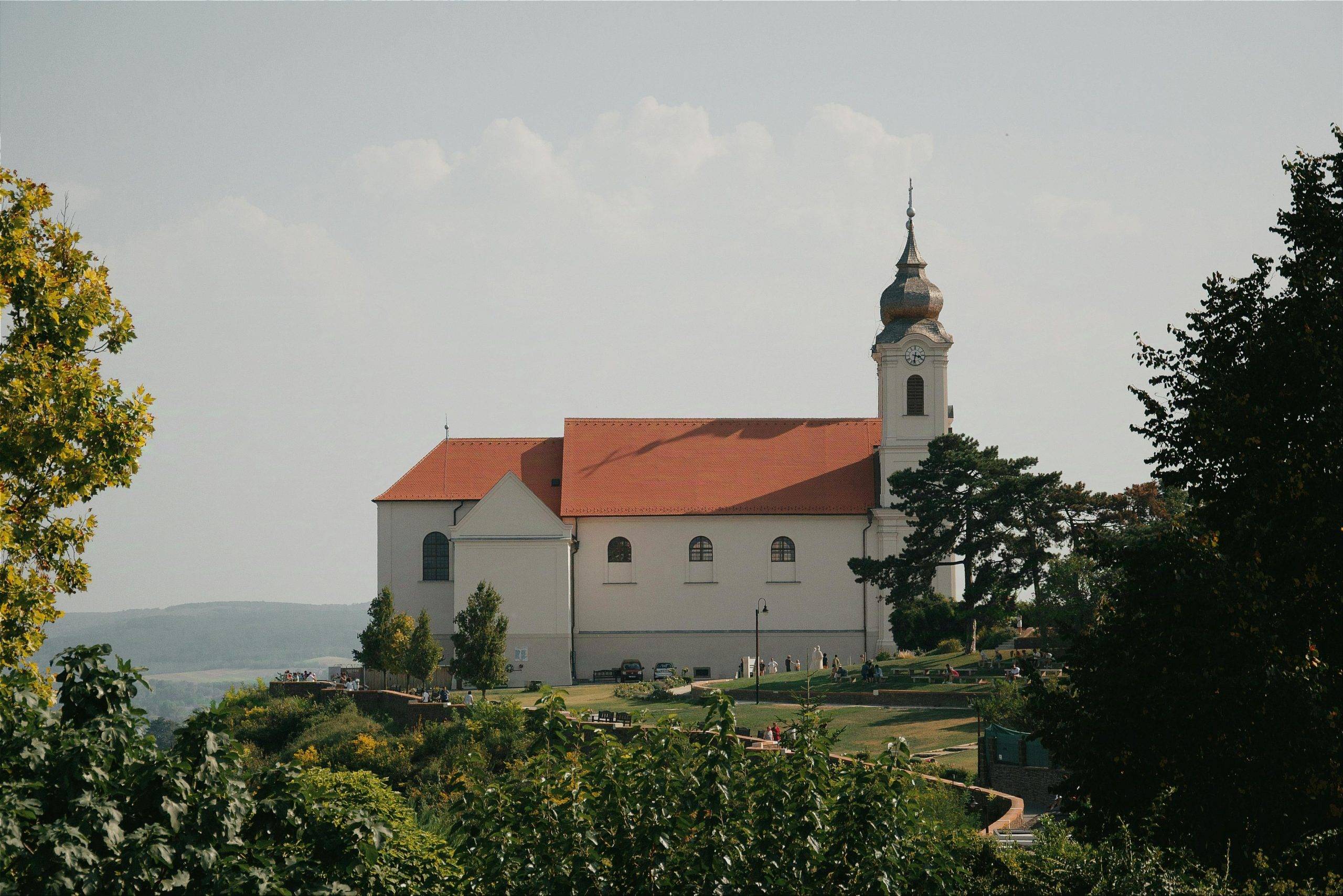 Látnivalók Tihanyban, egy tökéletes téli Balatoni kiránduláshoz.