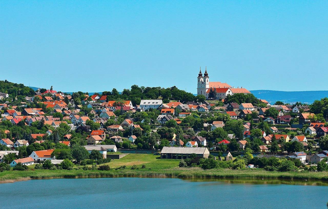 Balaton-felvidéki látnivalók – Természet, kultúra és élmények egy helyen