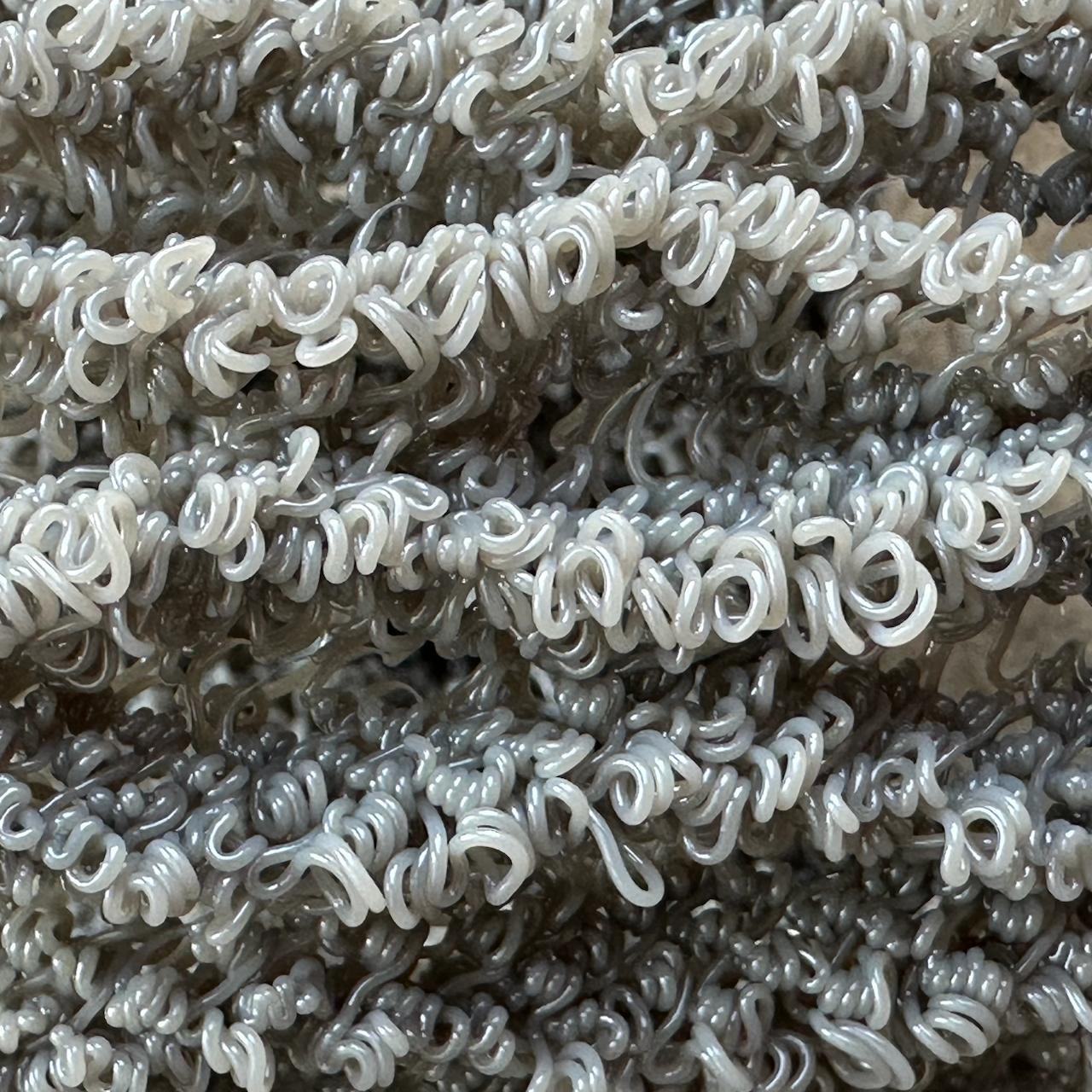 Shader lattice on a cylinder, droplet close-up