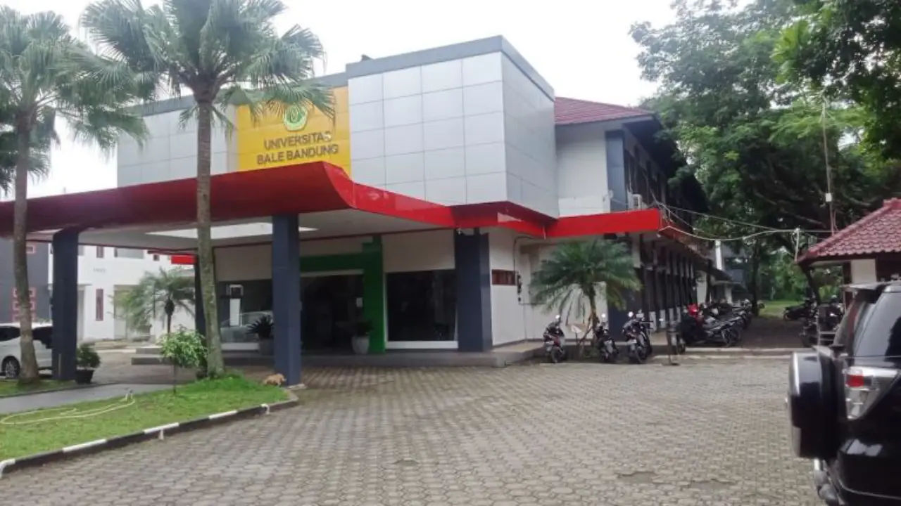 universitas bale bandung