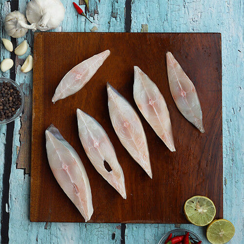 Buy Pomfret Steak fish Online 90 Mins Delivery Halalbox