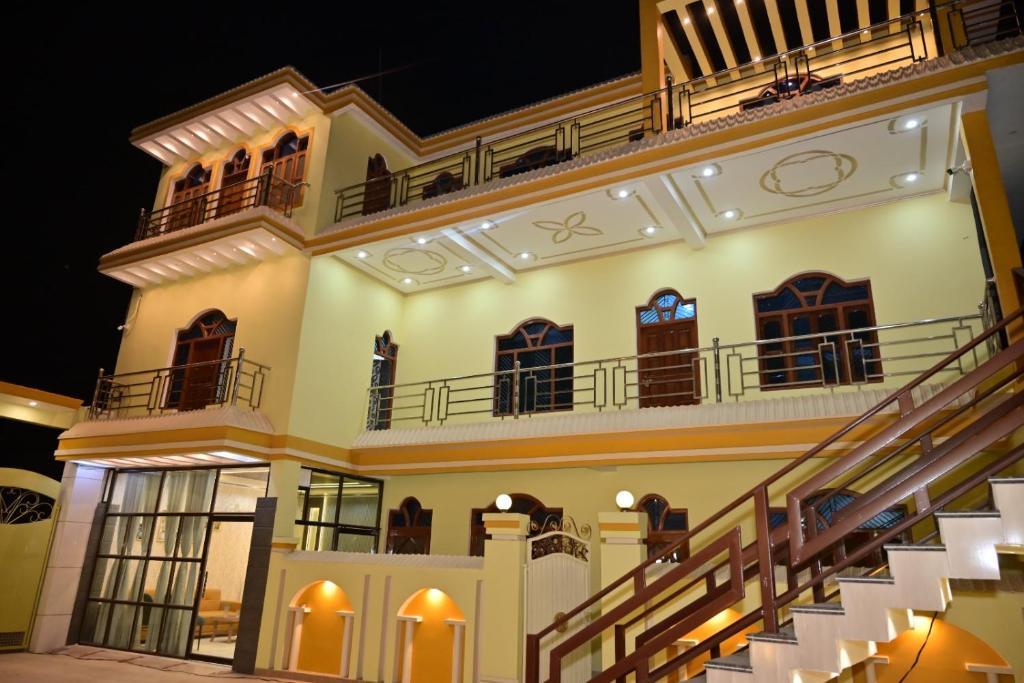 Amber Palace Hotel