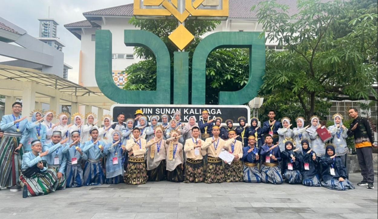 MAN 2 Makassar Medali Emas Perak YNSF YISF 2026