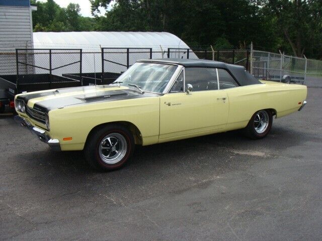 1969 Plymouth Road Runner 4 Speed
