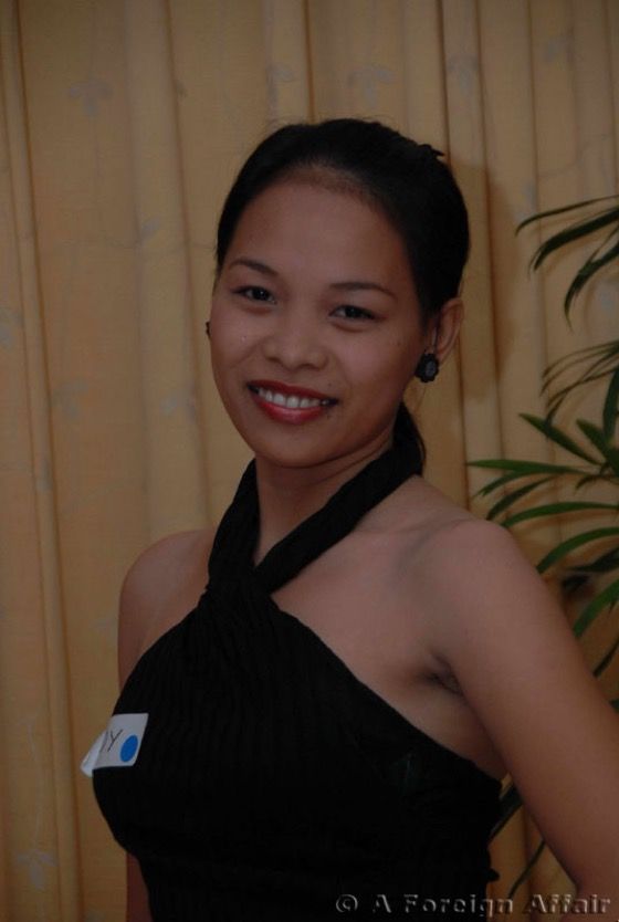 filipino-woman-204.jpg