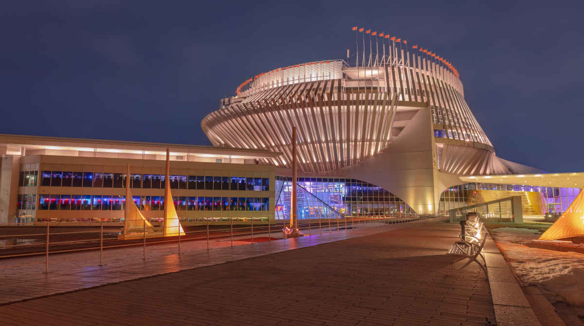 Exterior view of the Casino De Montreal at night