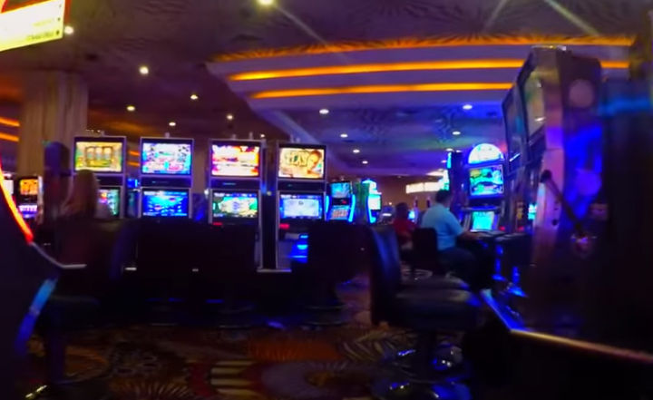 The iconic lion statue outside the MGM Grand Las Vegas.