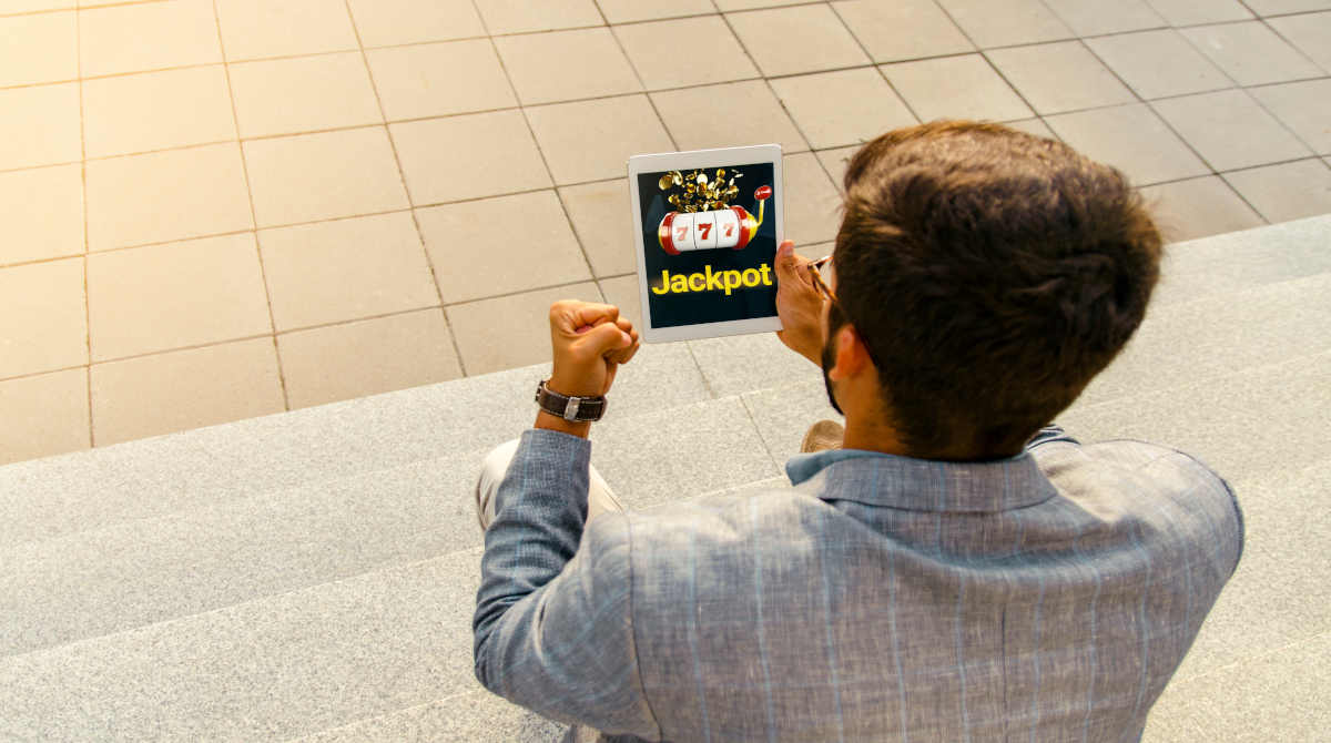 A collage of popular slot games including Slingo titles.