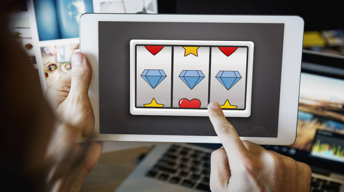 A pie chart showing slot game popularity at an online casino.