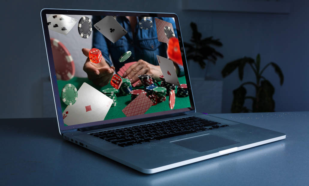 A graphic showing the pros and cons of live dealer slots.