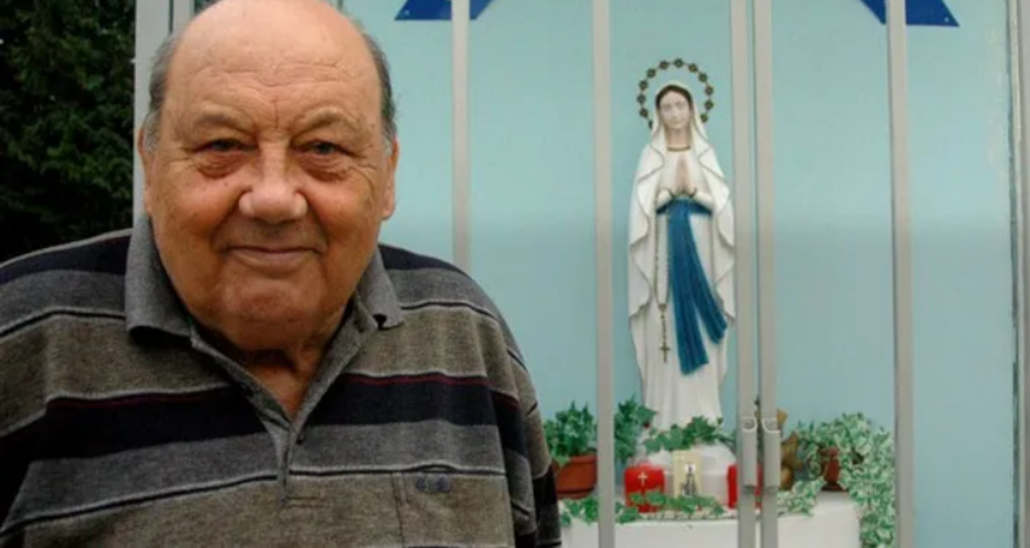 An older man smiling, representing Frane Salek after his lottery win.