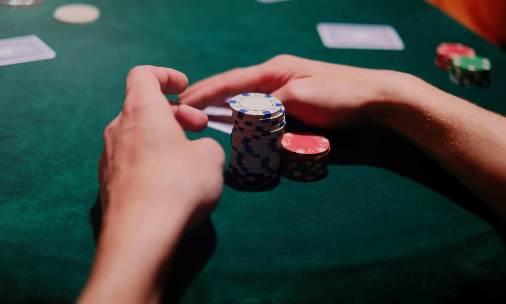 A chart showing poker odds based on the number of outs