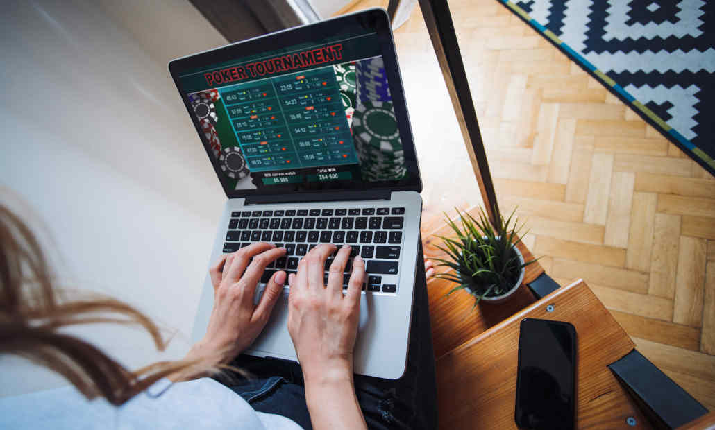 Infographic on responsible gaming policies in Italy.