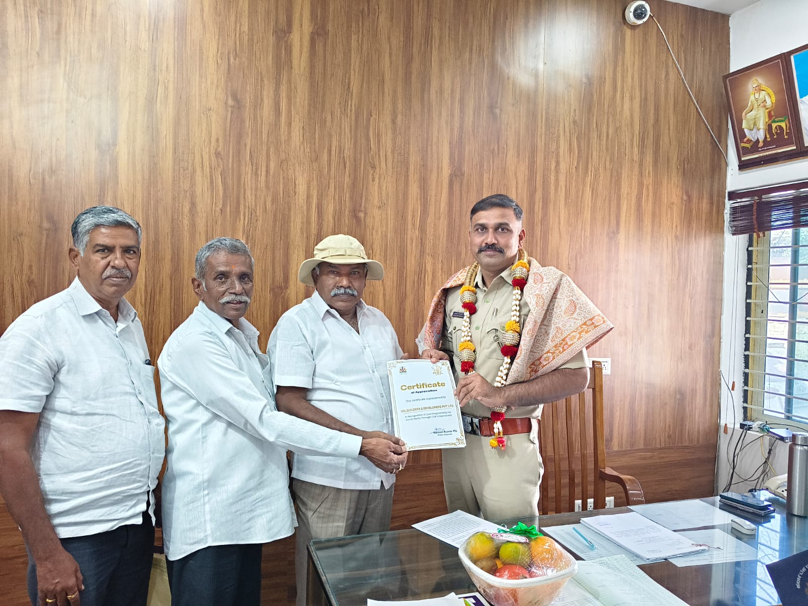 Certificate Presentation to Police Officers