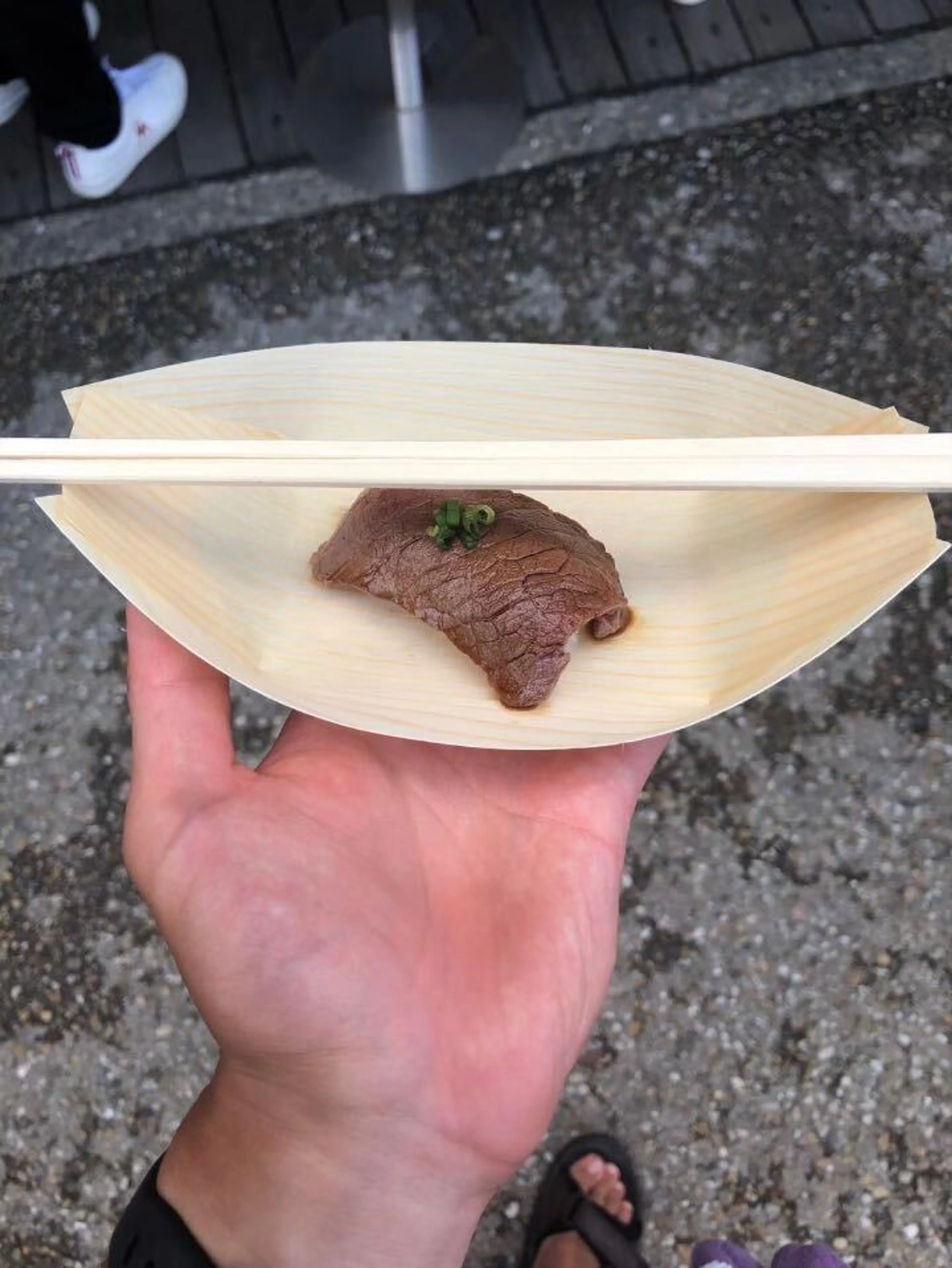 高山朝一で飛騨牛をいただく