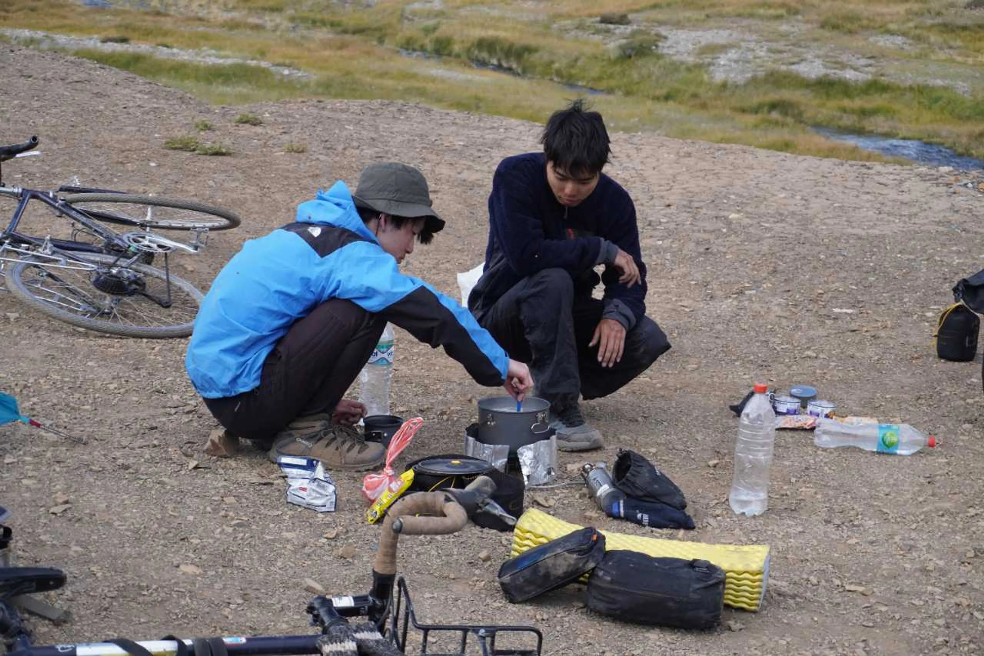 無能そうなあさひる。考え事してそうな顔しているが、間違いなく何も考えてない。