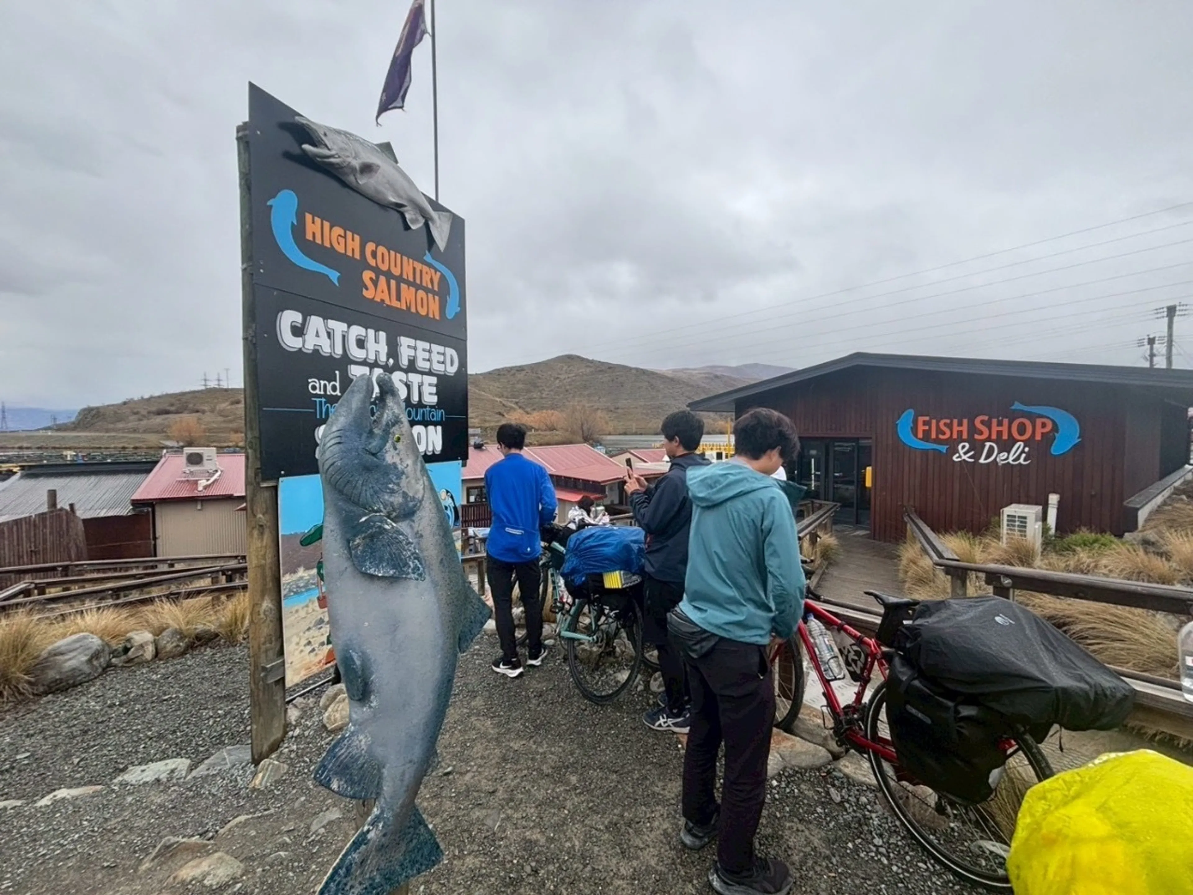 トワイゼルのサーモンパークへ