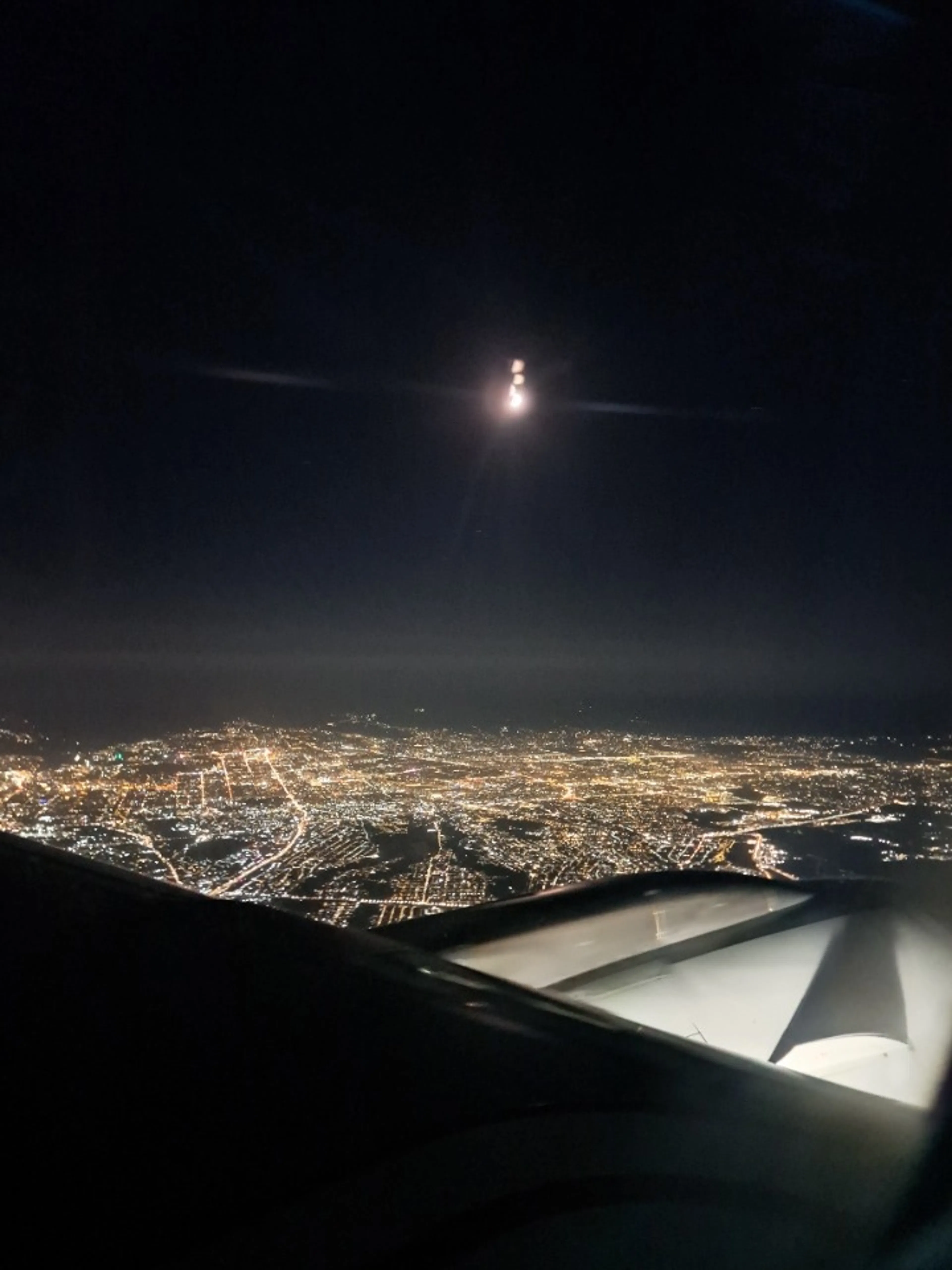 カザフのアルマトゥイの夜景。発展してるね