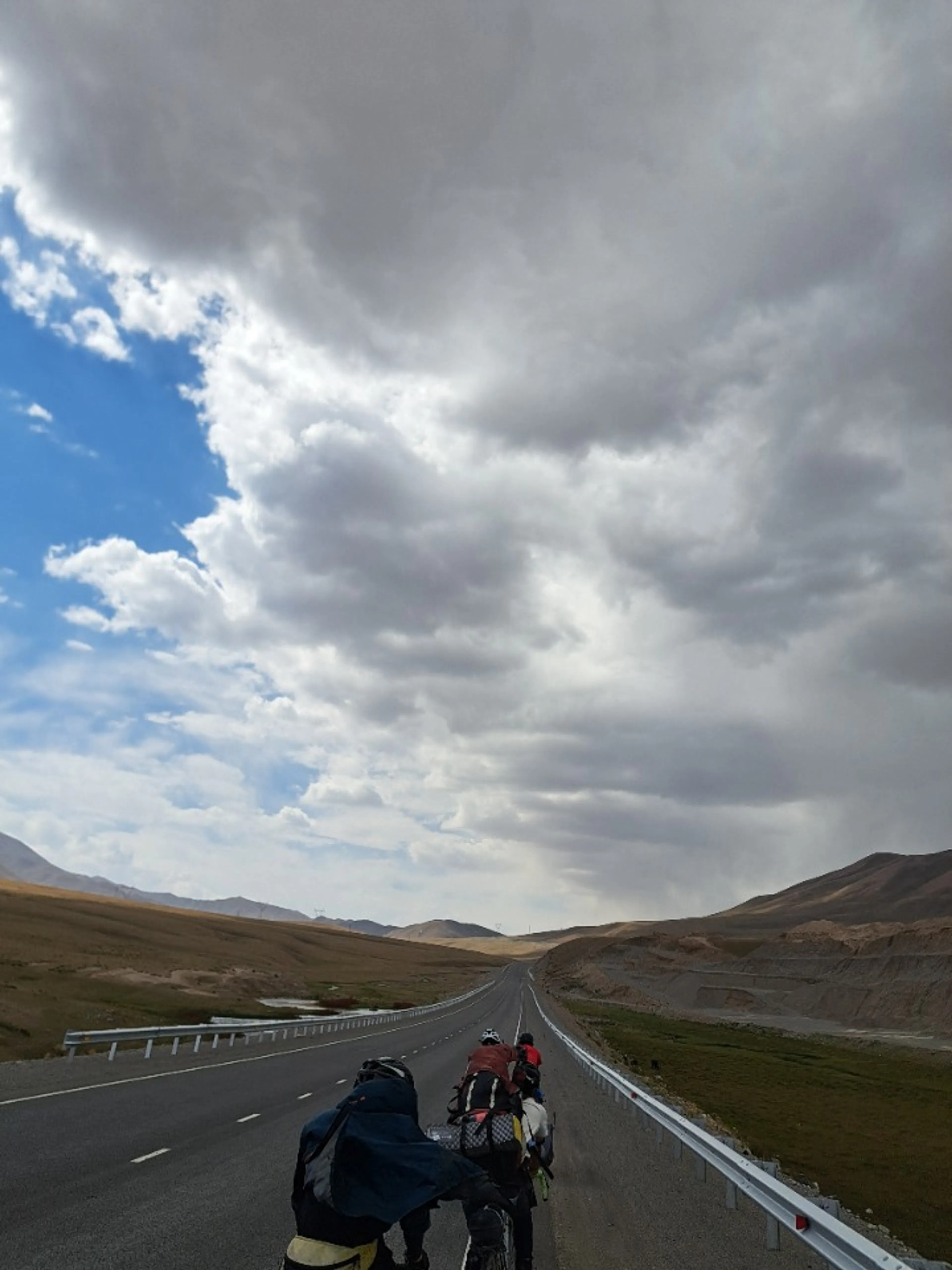 追い風のあと折り返す。すなわちドカ向かい風