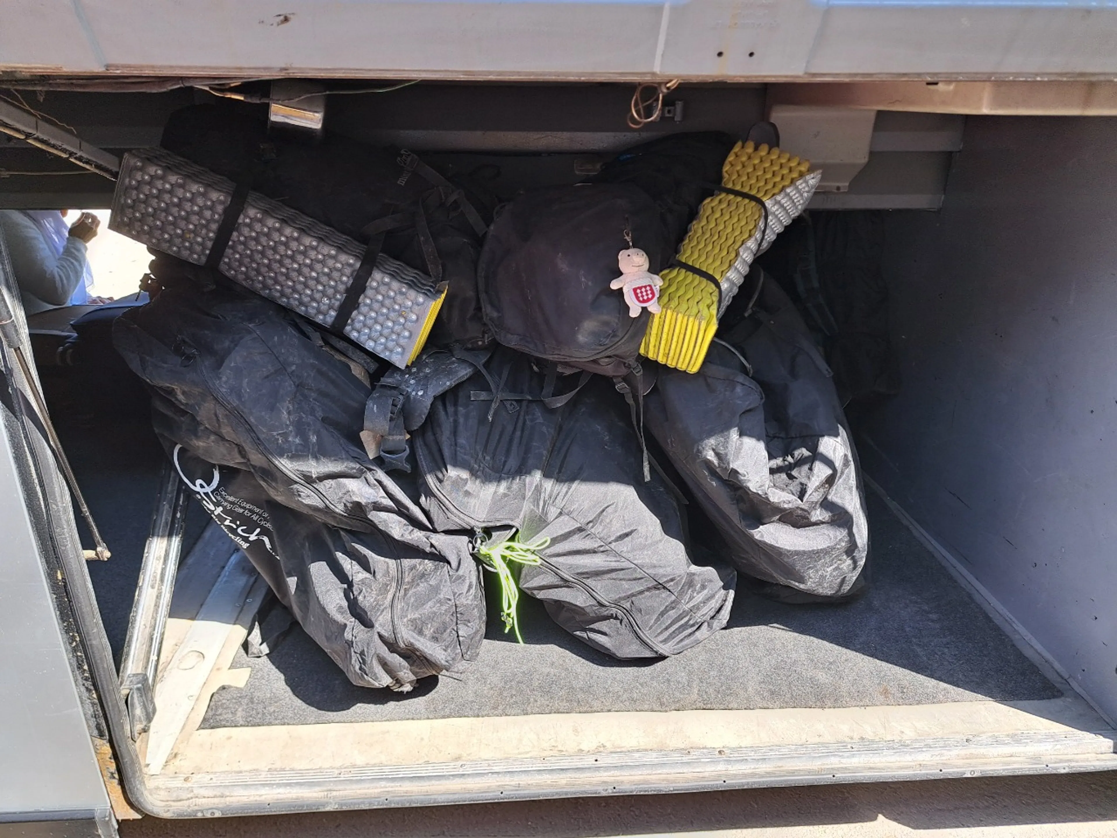 バスでアルマトゥイ戻るぞー