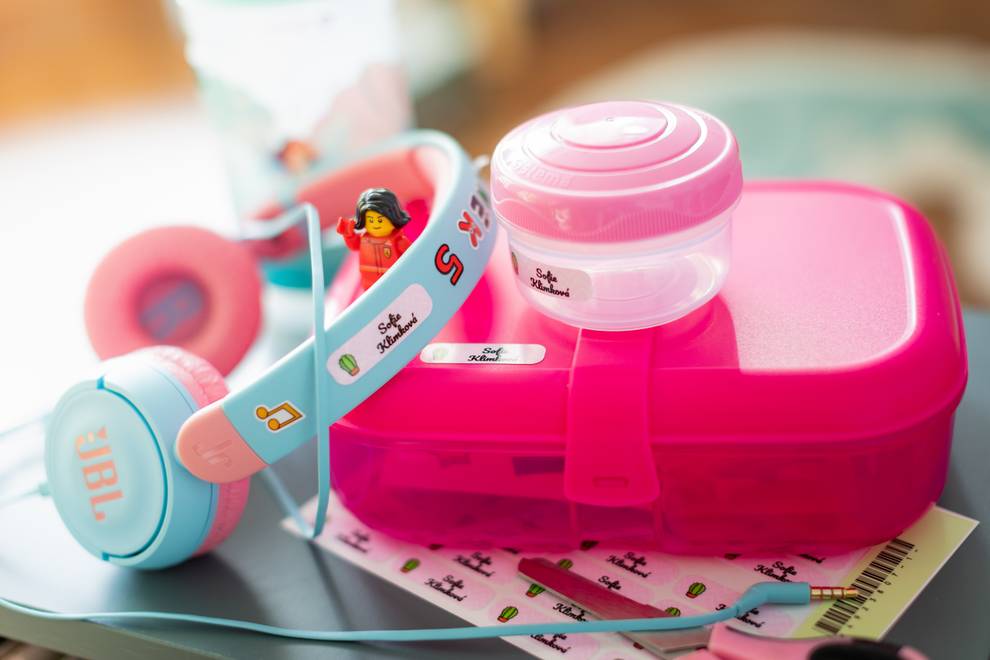 Děti a samolepky Mininalepky