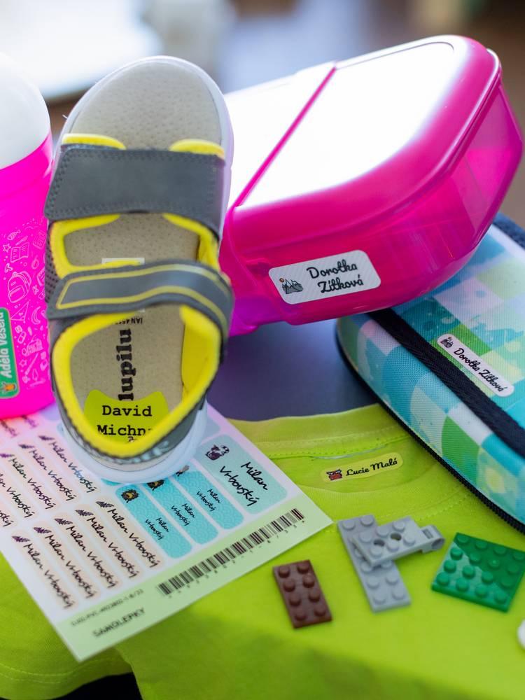 Nálepky Mininalepky – pastelky