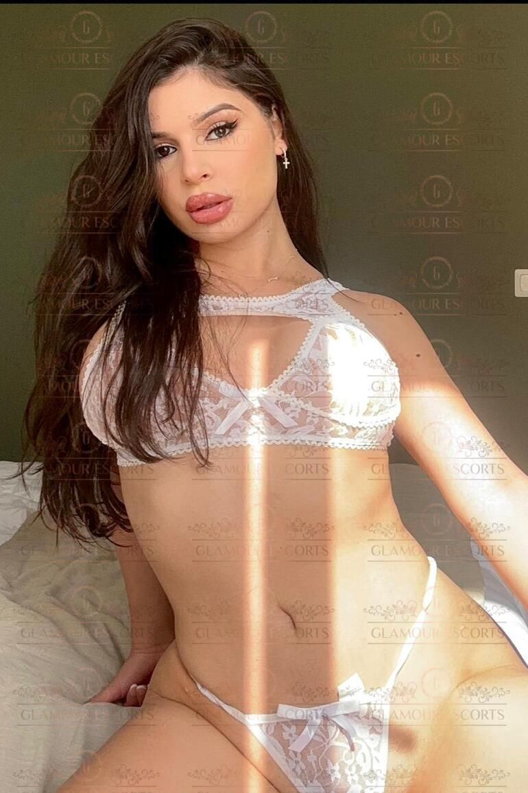 Evelyn-Santos-escort-in-athens-city-tour-in-athens%20-%20(3)_SQ6zvXwse.jpg