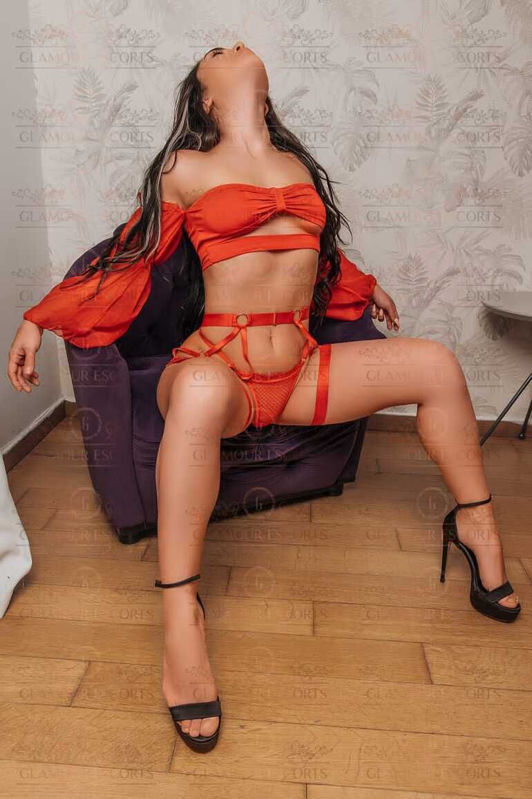 Lina-Escorts-In-Athens-City-Tours-In-Athens-__14__McS7R6PVE.jpg