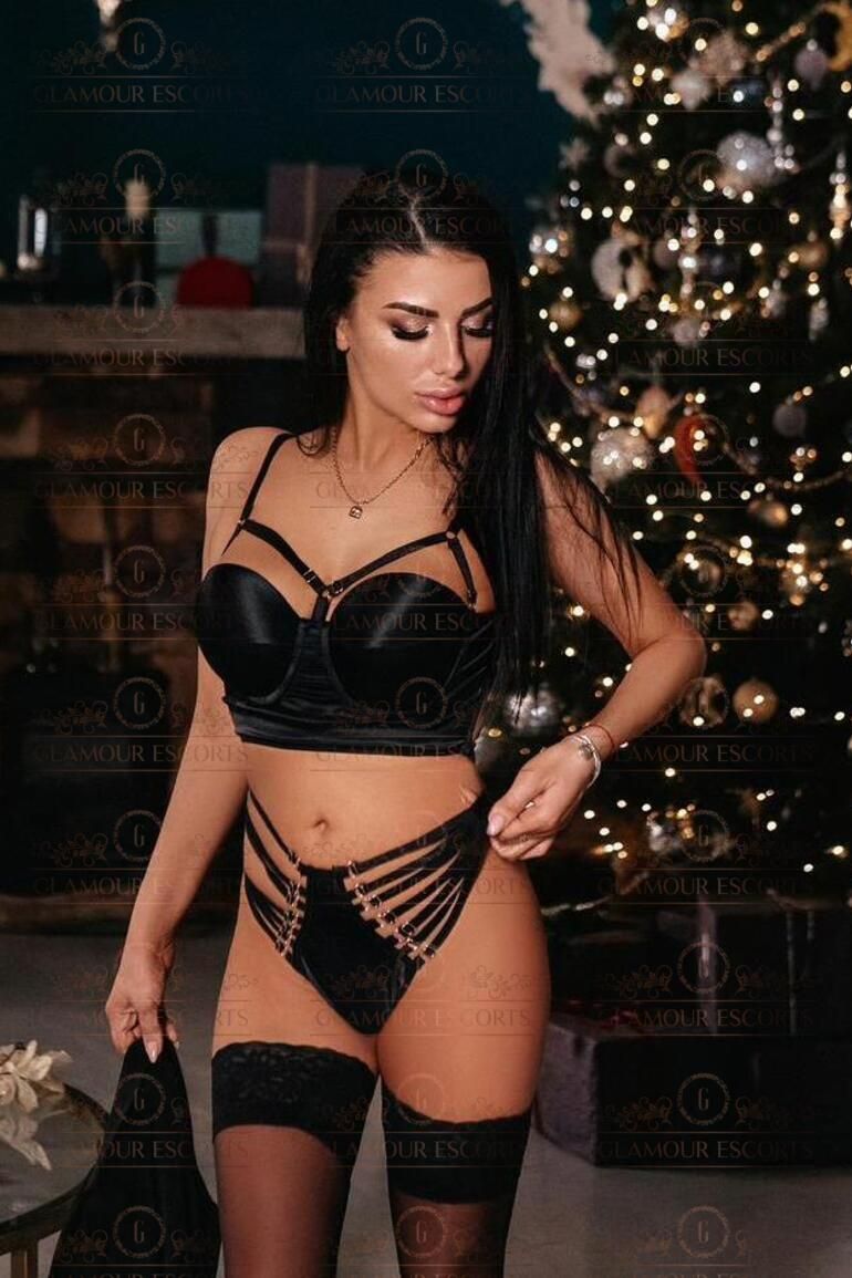 Natasha-escorts-in-athens-city-tour-in-athens%20(2)_kK1yOZWwI.jpg