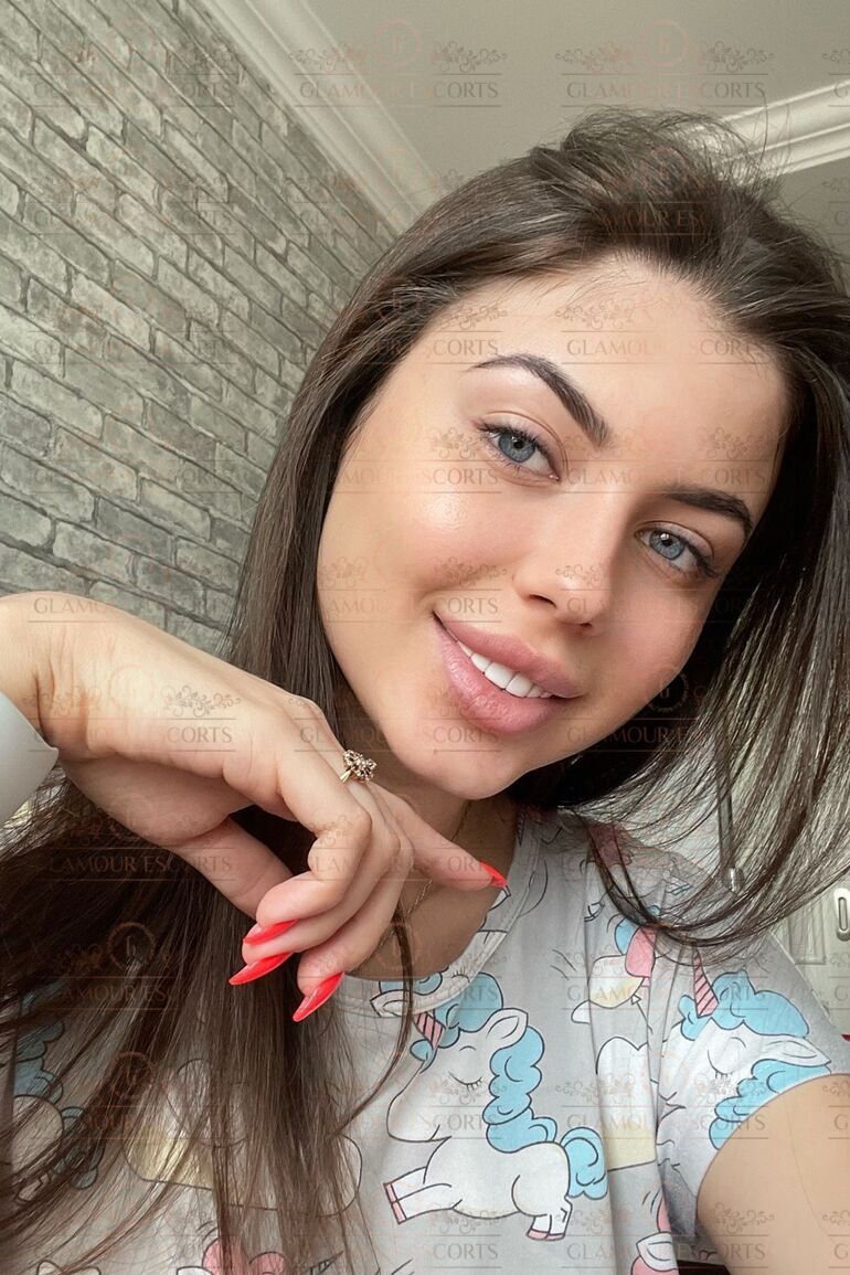 Nikol-escorts-in-athens-city-tours-in-Athens-1%20(7)_58Oagq44i.jpg