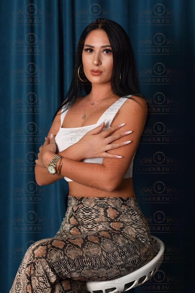 Nina-escorts-in-athens-city-tours-in-athens___2__c46tcZJoD.jpg