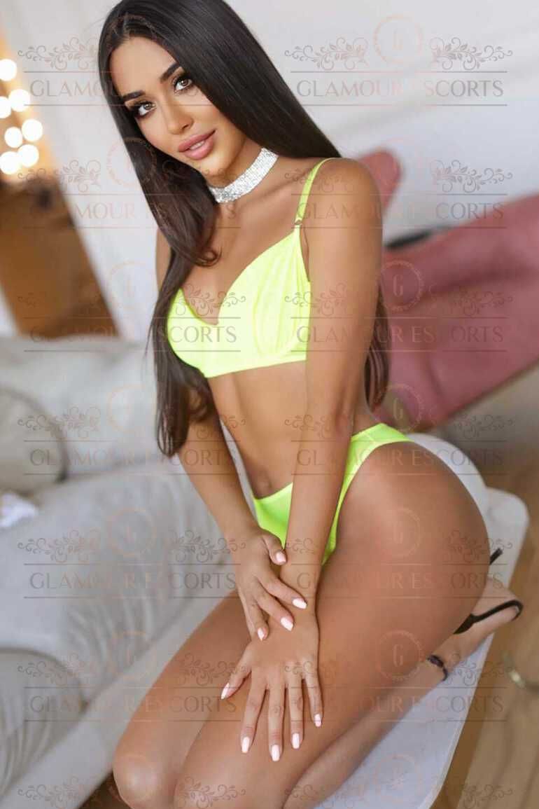 Veronika-escort-in-athens-city-tour-in-athens__3__gFVlSoF9H.jpeg