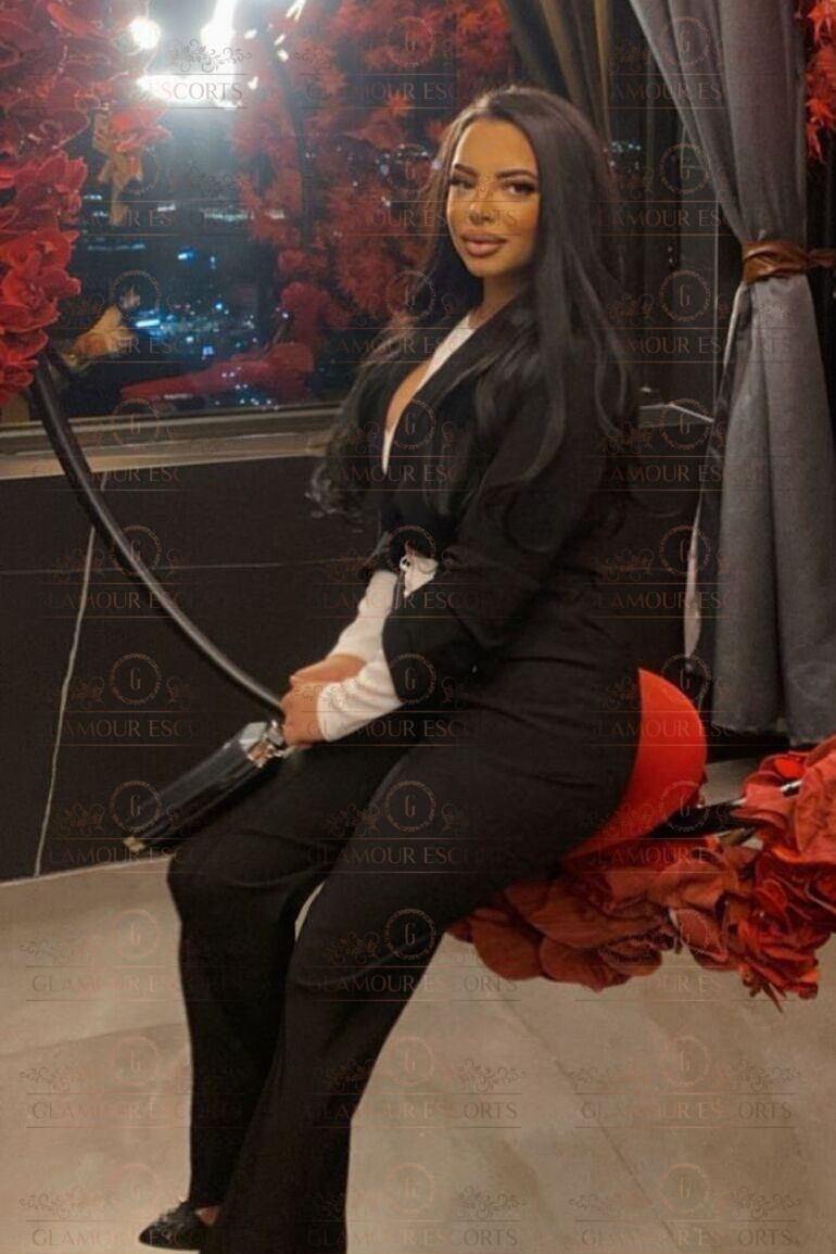 Veronika2-escorts-in-athens-city-tour-in-athens__10__HKBi-4RSu.jpg