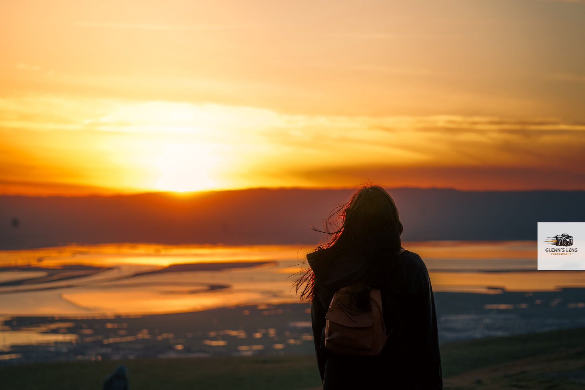 Warm lifestyle portrait by Glenns Lens Photography