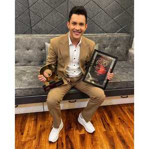 Aditya Narayan’s Awards Tring