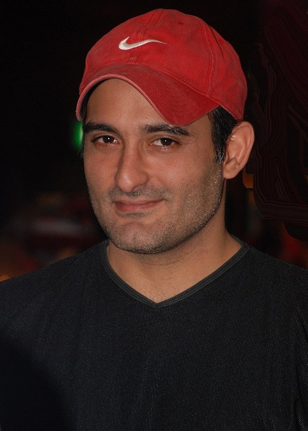 Akshaye Khanna Career, Age, Biography, Net worth, Movies