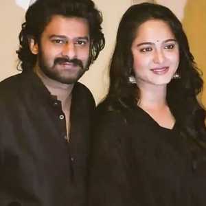 Prabhas Height Age Girlfriend Wife Family Biography  More   StarsUnfolded