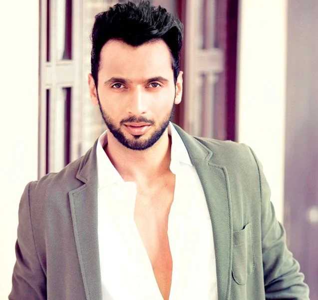 Punit Pathak’s Biography