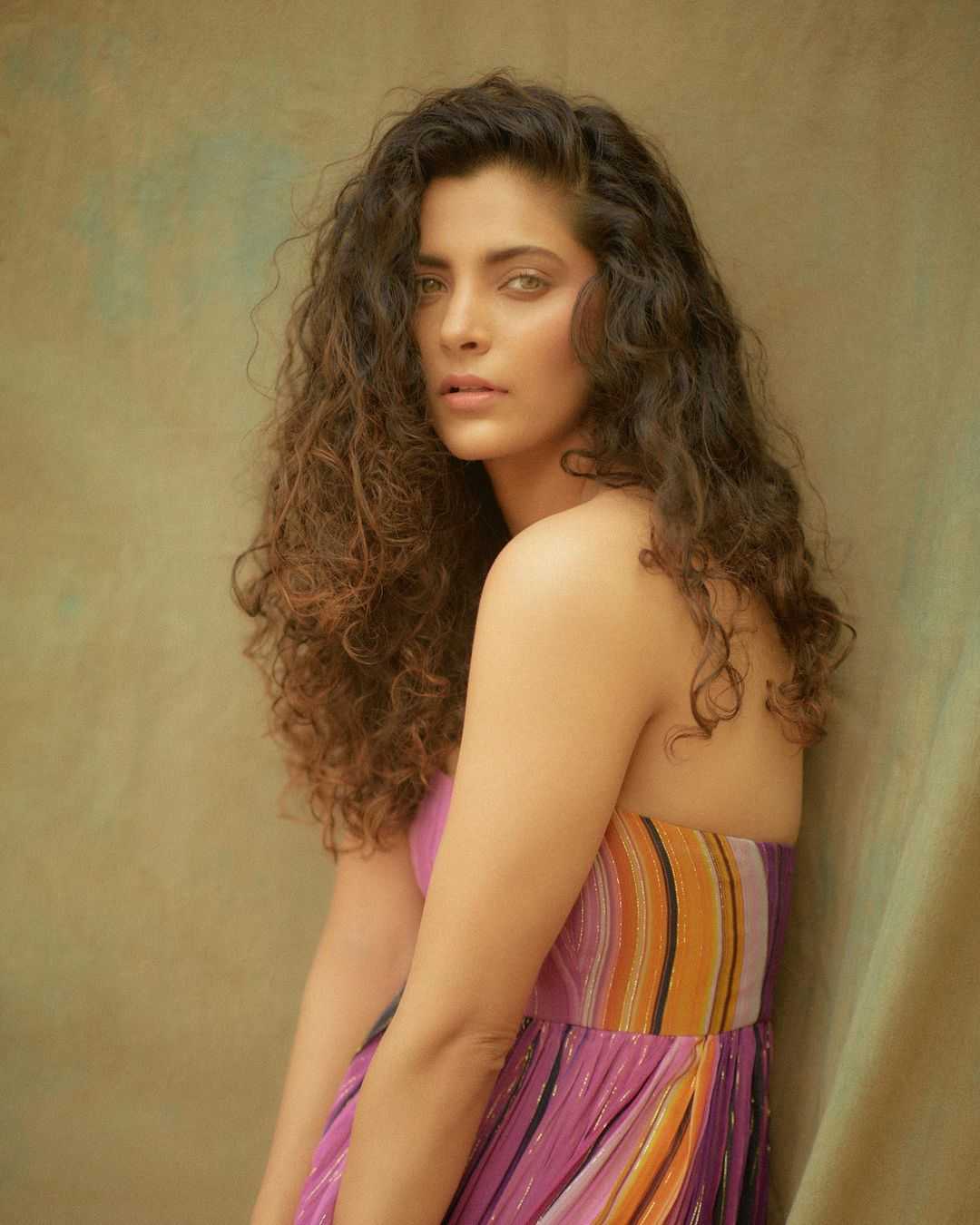 Saiyami kher height