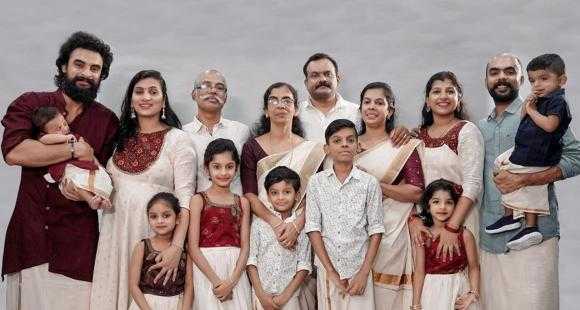 Tovino Thomas Recent Family photos