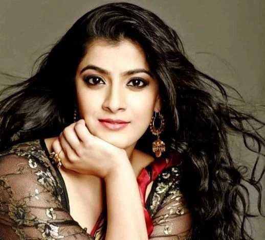 Varalaxmi Sarathkumar facts