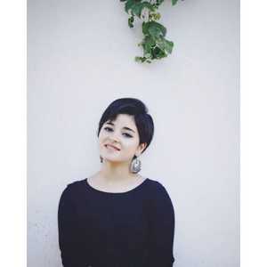 Zaira Wasim’s Controversies Tring