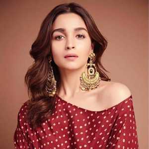 Alia Bhatt biography.tring