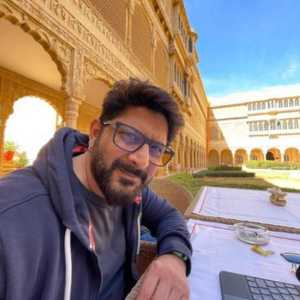 Arshad Warsi's Net Worth.tring