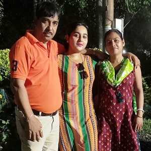 Debosmita Roy’s Family Tring