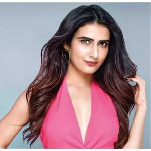 Fatima Sana Shaikh Biography Tring