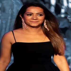 Kresha Bajaj Career Tring
