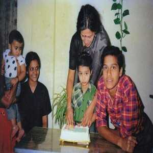 Major Sandeep Unnikrishnan's Family Tring