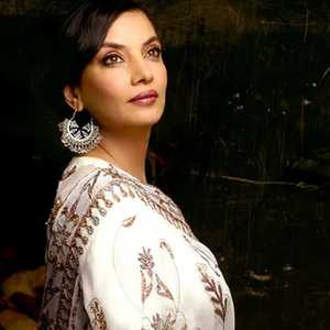 shabana azmi biography