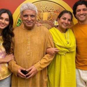 shabana azmi family